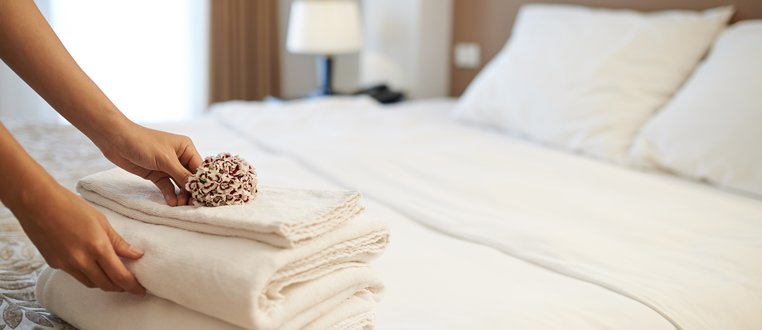 OUR NEWLY RENOVATED ROOMS OFFER TOP AMENITIES