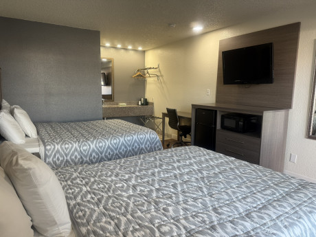 Lockhart Inn - Guest Room