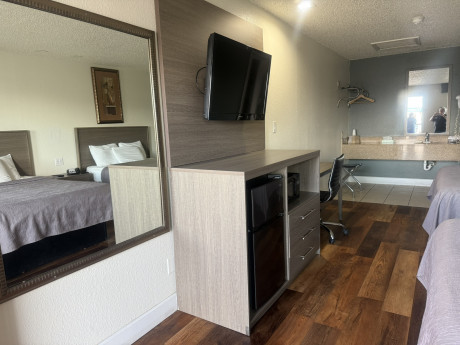 Lockhart Inn - Guest Room